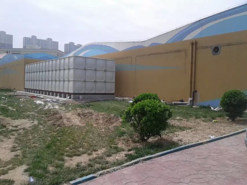 北京安装180m³玻璃钢水箱完美收工