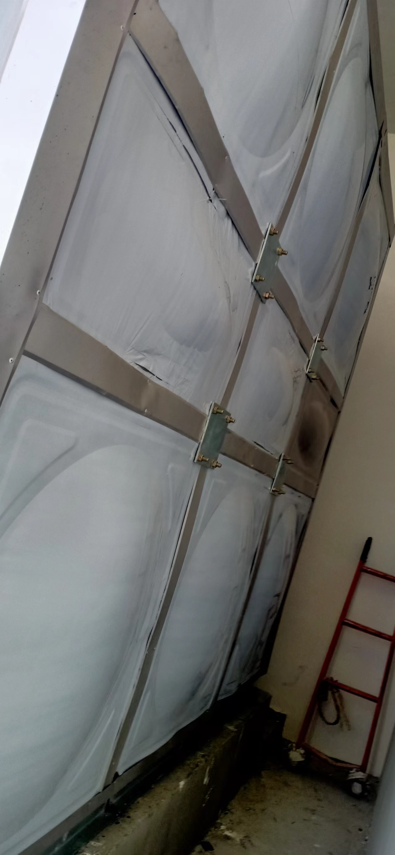 滨州49立方玻璃钢保温水箱